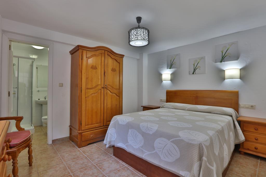 Apartamentos El Madronal Coto Rios Eksteriør billede