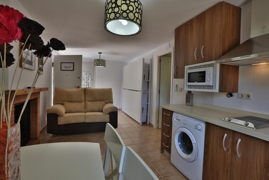 Apartamentos El Madronal Coto Rios Eksteriør billede