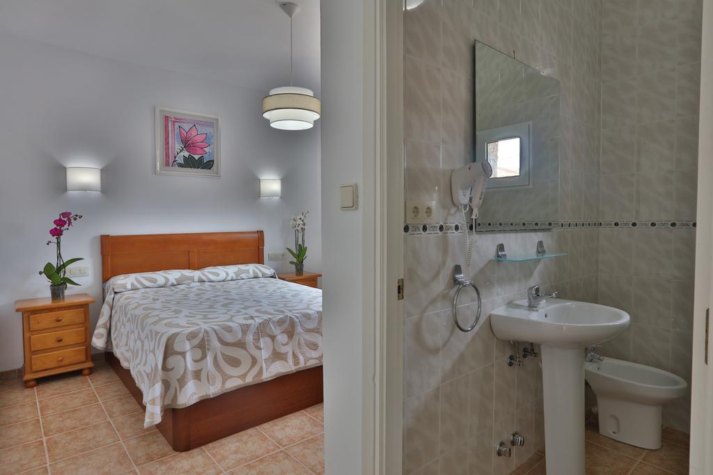 Apartamentos El Madronal Coto Rios Eksteriør billede